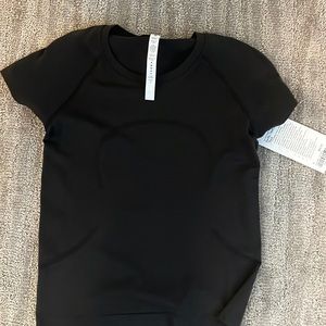 New with tags - Swiftly Yexh SS 2.0 top